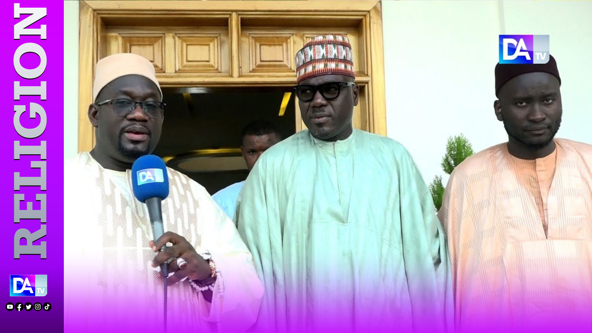 Gamou 2023 : Abdouaye Ndiaye Ngalgou offre deux billets pour la Mecque ... Gamou 2023 : Abdouaye Ndiaye Ngalgou offre deux billets pour la Mecque ...