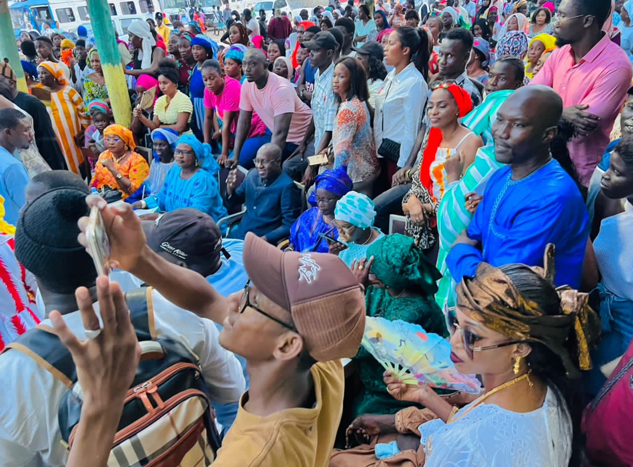 Mbao/Présidentielle2024 : Abdou Karim SALL a lancé en grande pompe la collecte de parrainage de Amadou BA