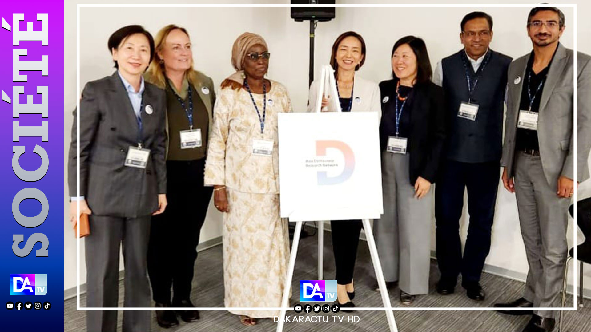Prague, Professeure Penda Mbow promeut la solidarité africaine pour un nouvel ordre mondial de la démocratie