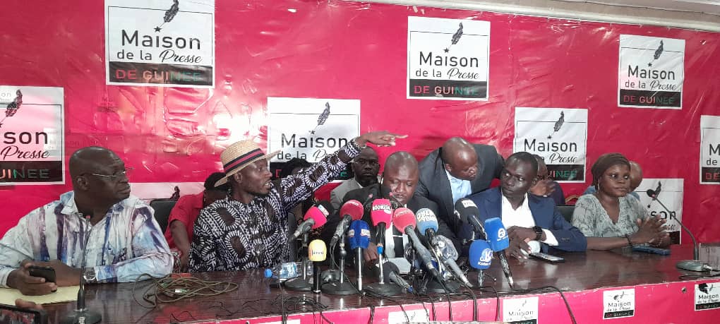 Guinée: appel à une journée sans presse après des mesures restrictives de la junte