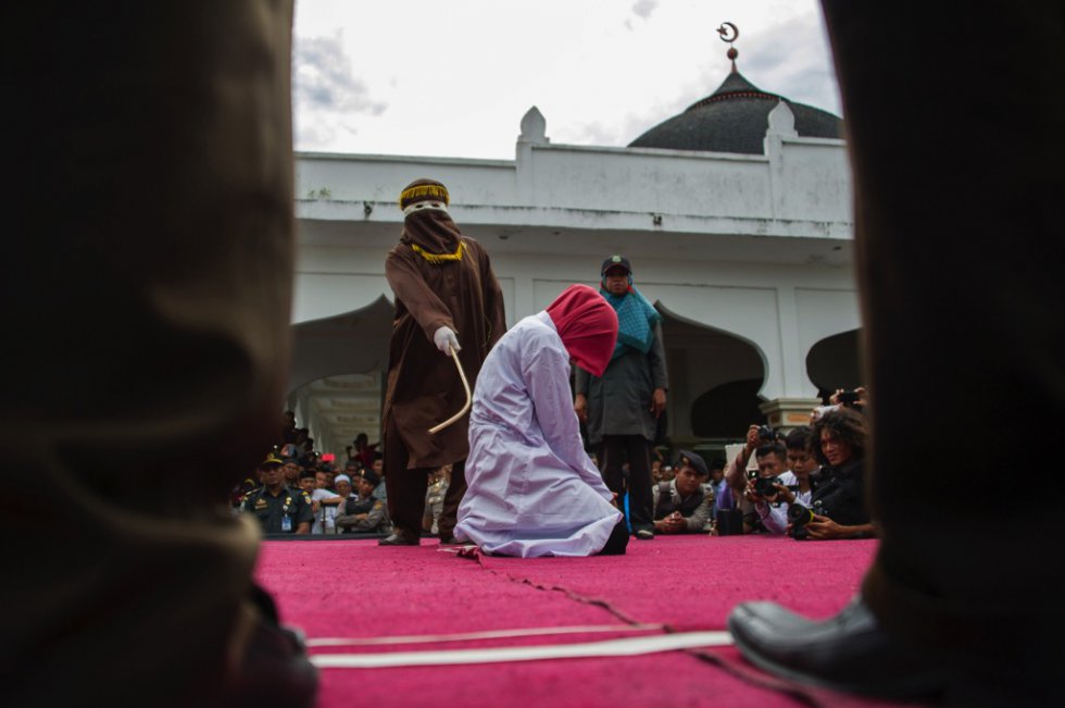 Fouettée par la police de la charia