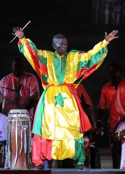 Doudou Ndiaye Rose, tambour major : Une odyssée tout en rythmes