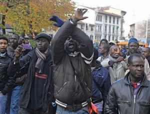 Décès d’un sénégalais en Espagne : Assane Dioma Ndiaye appelle les autorités diplomatiques à mieux cerner leurs charges