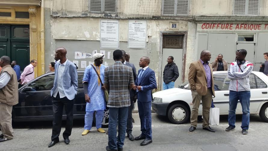 PARIS : Des sénégalais marchent pour rendre hommage aux victimes de l'incendie criminel (IMAGES)