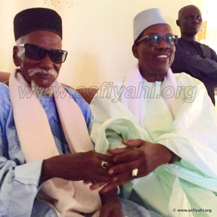 Les images de la visite de Serigne Maodo Sy Dabakh chez Serigne Cheikh Sidy Mokhtar Mbacké ce jeudi 1er octobre 2015