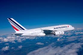 La direction d' Air France veut porter plainte contre des salariés pour «violences aggravées»