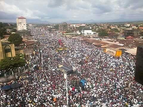Les images du grand meeting de Cellou Dallein Diallo au Palais du Peuple de Conakry en Guinée