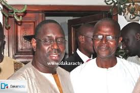 Rester derrière Macky Sall, c’est « manquer de respect au PS », selon Serigne M’baye Thiam