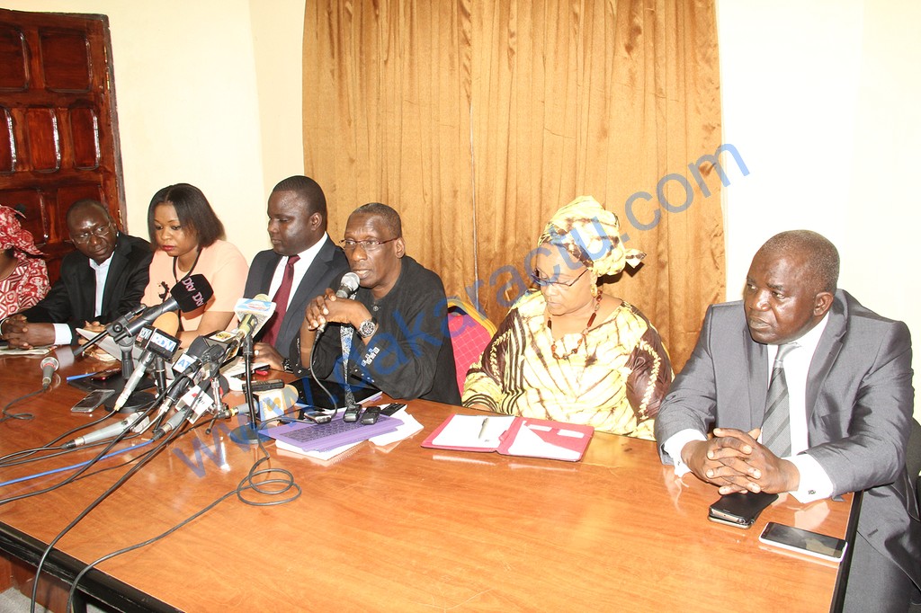 L’opposition hausse le ton : « Si des députés doivent mourir (…) aucune séance ne sera tenue à l’Assemblée… Macky Sall gouvernera par la force en démocrate »