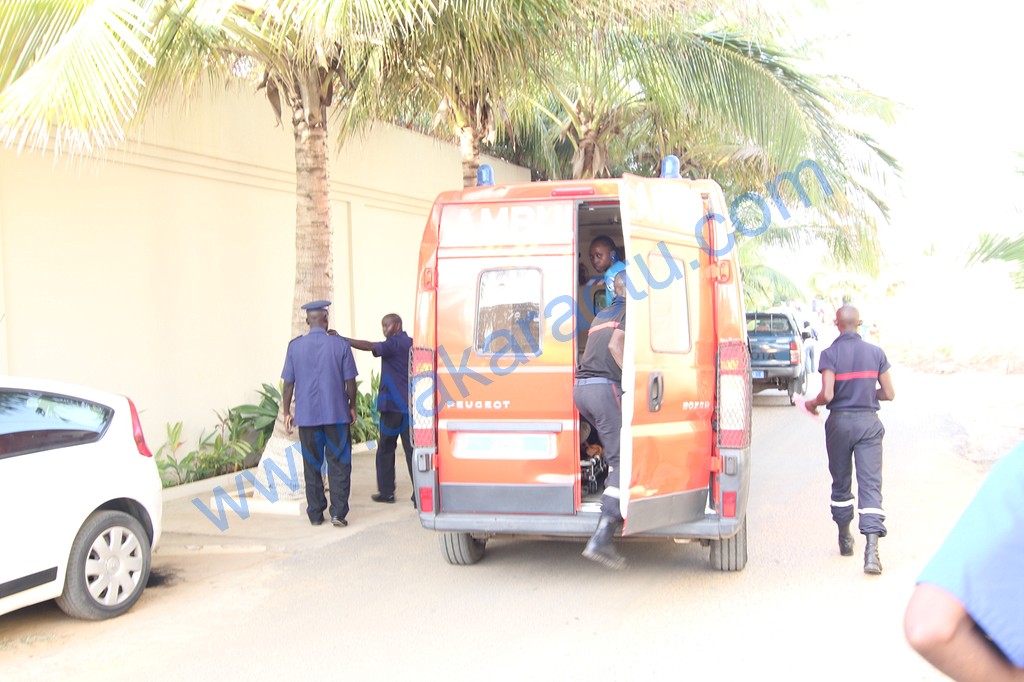 ALMADIES : Un homme meurt dans sa voiture (IMAGES)