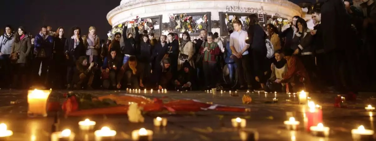 Attentats à Paris: Nouveau bilan de 132 morts... Fausse alerte à République et dans le Marais...