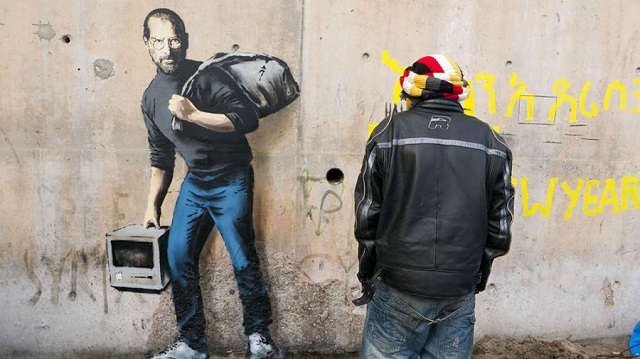 À Calais, Banksy rappelle que Steve Jobs est le fils d'un réfugié syrien