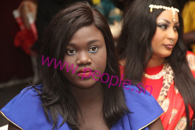 L'animatrice de Walf Petit'Dej, Thioro Mbar Ndiaye au mariage de son frère Momo Ndiaye