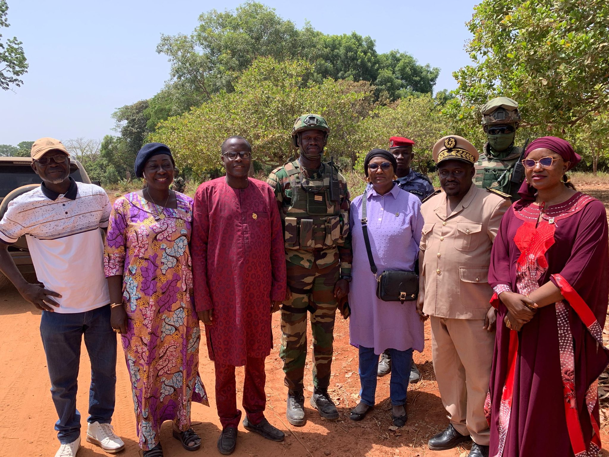 Visite à Nyassia :  Des parlementaires saluent le rôle de l’armée dans le retour des populations déplacées en Casamance
