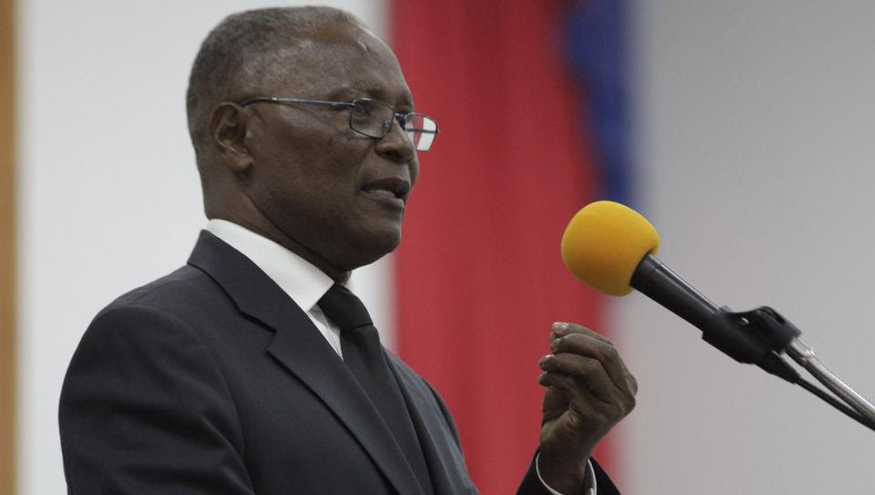 Jocelerme Privert élu président provisoire d'Haïti