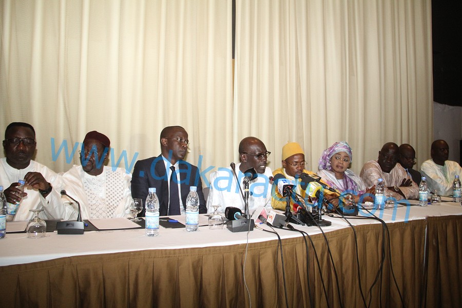 Seydou Guèye sur la décision du CC : « Des politiciens du passé focalisent le débat sur l’application du mandat pour masquer la profondeur des réformes dans un brouillard de paroles… »  ( IMAGES )