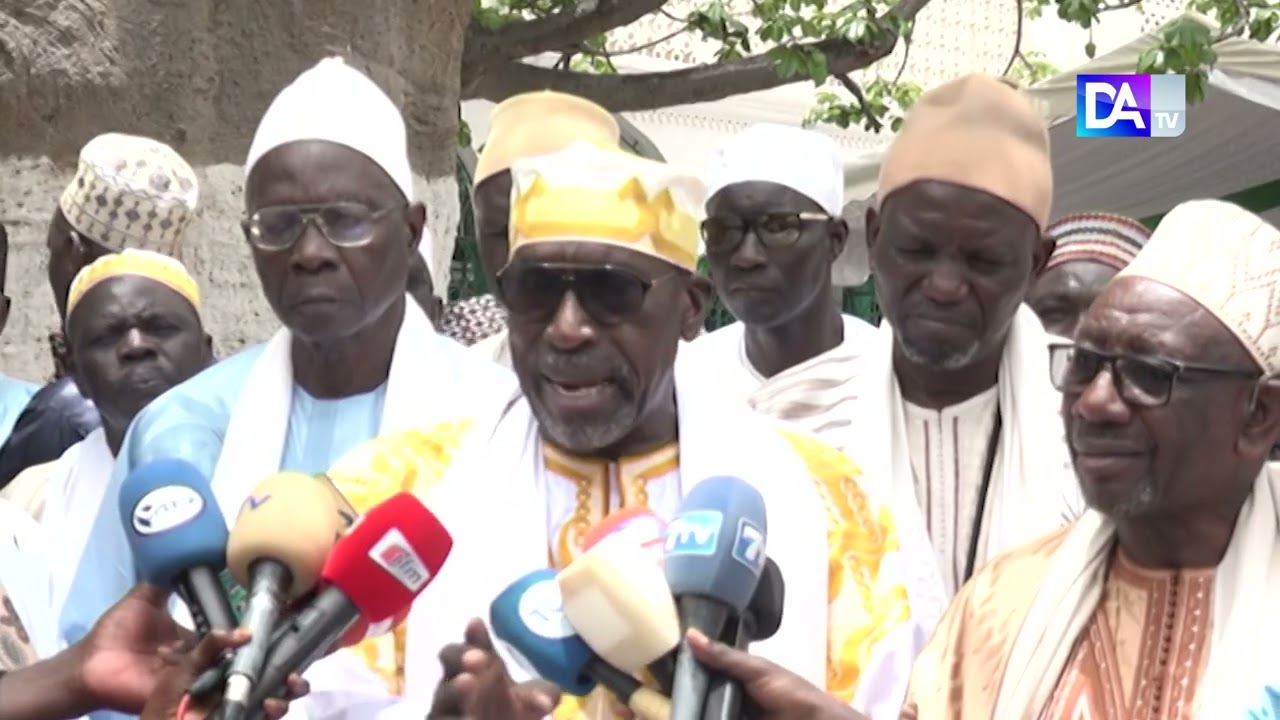 « Les esprits sont parmi nous! » : À Dakar, la communauté Lébou lève le ...