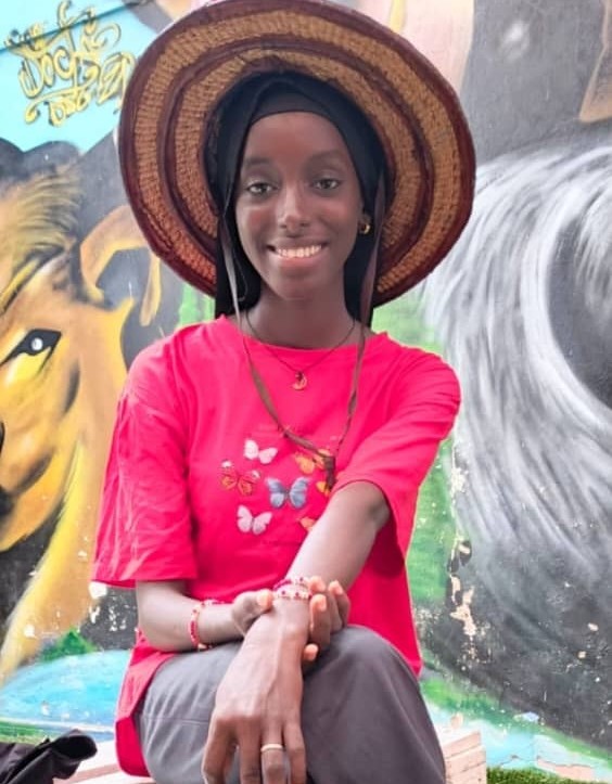 KOLDA : À la découverte de Oumou Sabaly, candidate au concours de poèmes-slams CASA2025...