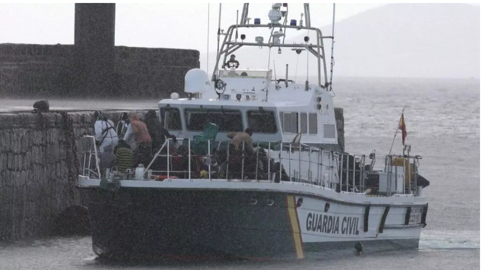 Canaries / Île de Lanzarote : 49 migrants sénégalais débarquent d'un remorqueur pour des "raisons humanitaires"