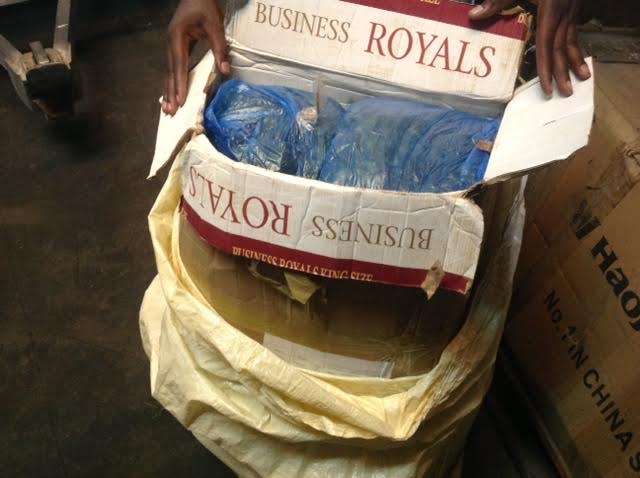 Dissimulé dans un paquet de poisson séché : Du cannabis sativa en provenance du Sénégal saisi par la Douane Kenyane