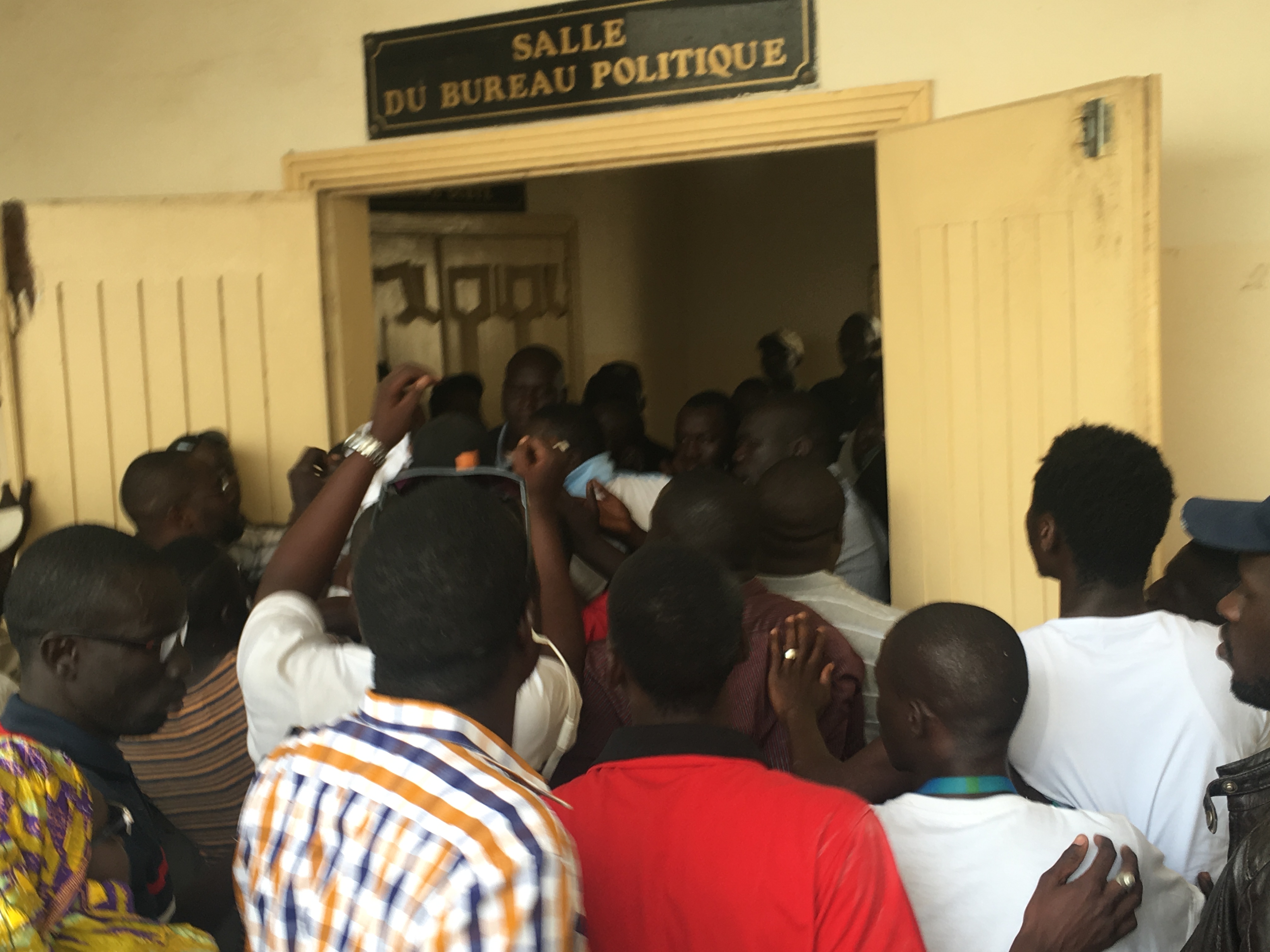 BUREAU POLITIQUE DU PS : La jeunesse socialiste réclame la démission sans délai de Ousmane Tanor Dieng