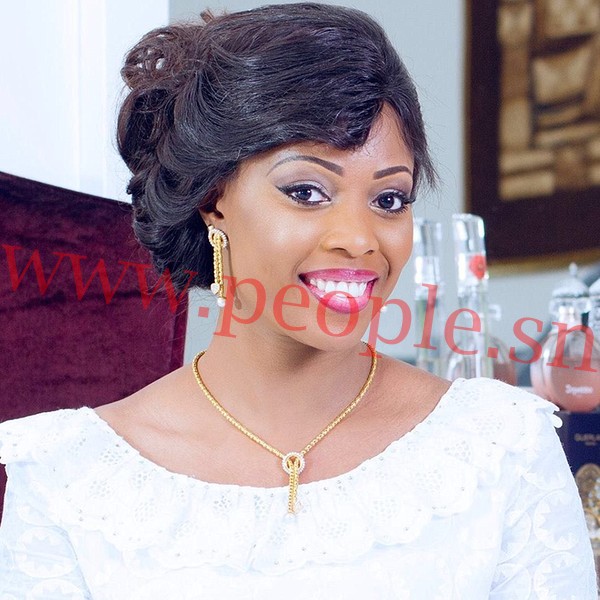 Amina Guèye, la nouvelle femme de Birane N'dour, toute radieuse le jour