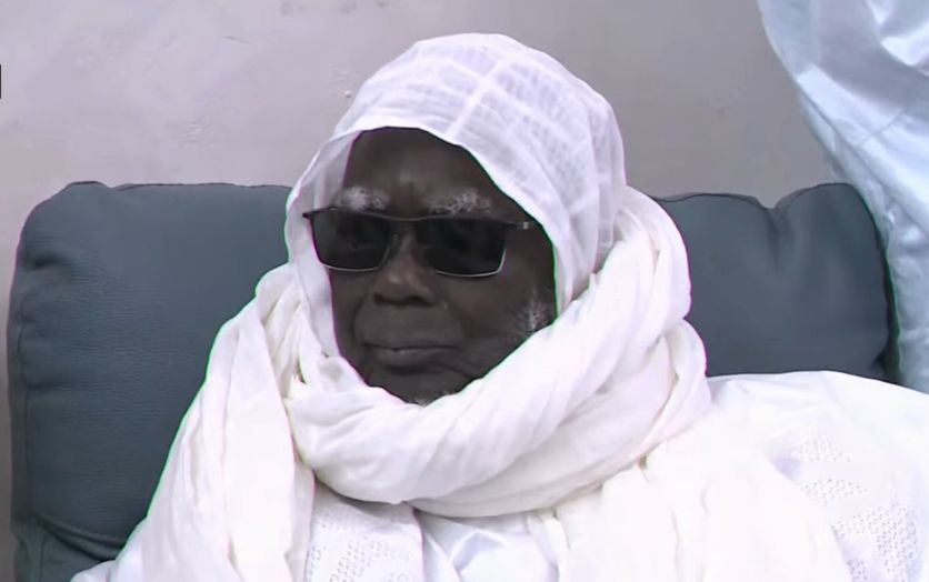 (Dernière minute à Touba)- MAOU RAHMATI: Serigne Mountakha met fin à l’exploitation de l’eau douce et met terme aux bisbilles et travailleurs