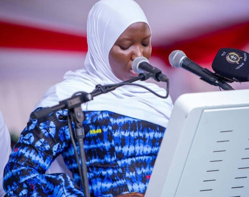 Sira Gassama, orpheline du Joola, bouleverse la 23e commémoration : "Le silence ne guérira jamais les familles"