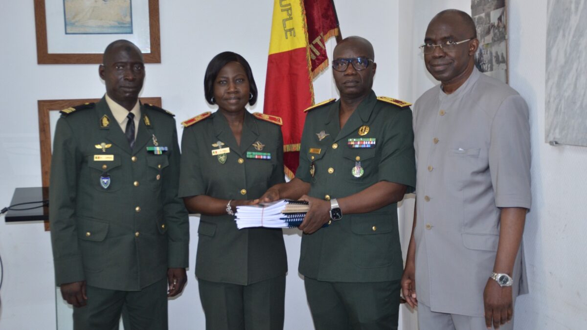 [ Santé] Hôpital Principal de Dakar (HPD): Le Médecin-Général de brigade Coumba Diouf Niang succède au Général Fatou Fall