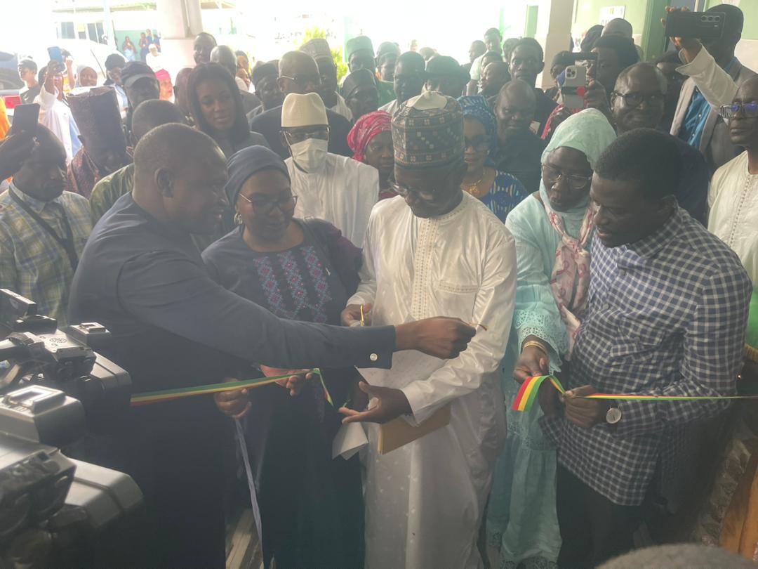 La Fondation LONASE réhabilite et  équipe le service ORL du Centre de Santé Philippe Maguilen Senghor