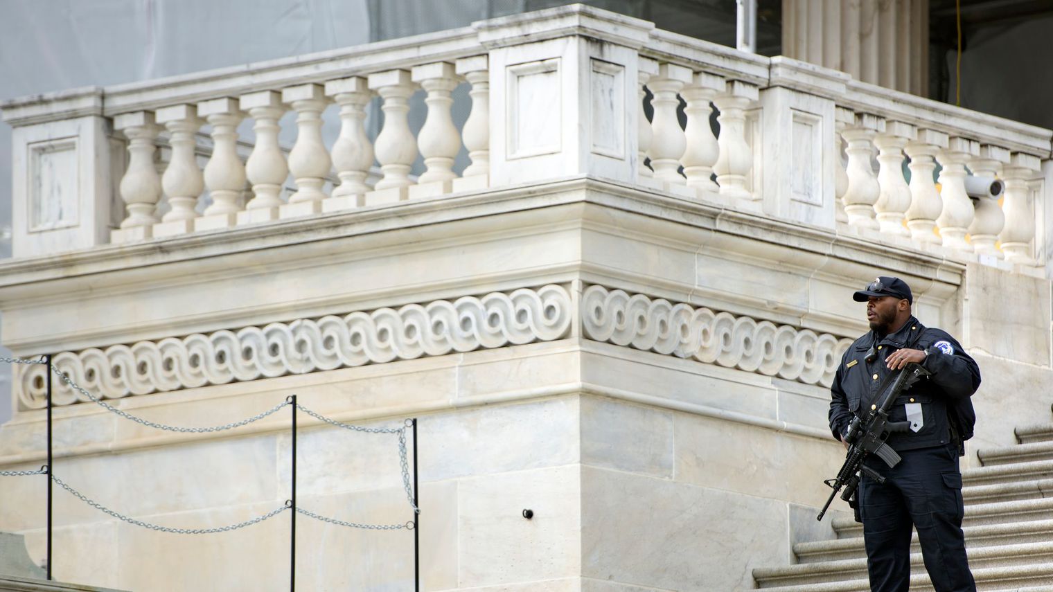 Homme armé capturé dans le Capitole à Washington