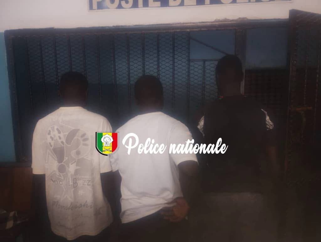 Grand Yoff : trois individus arrêtés pour vols multiples de téléphones portables