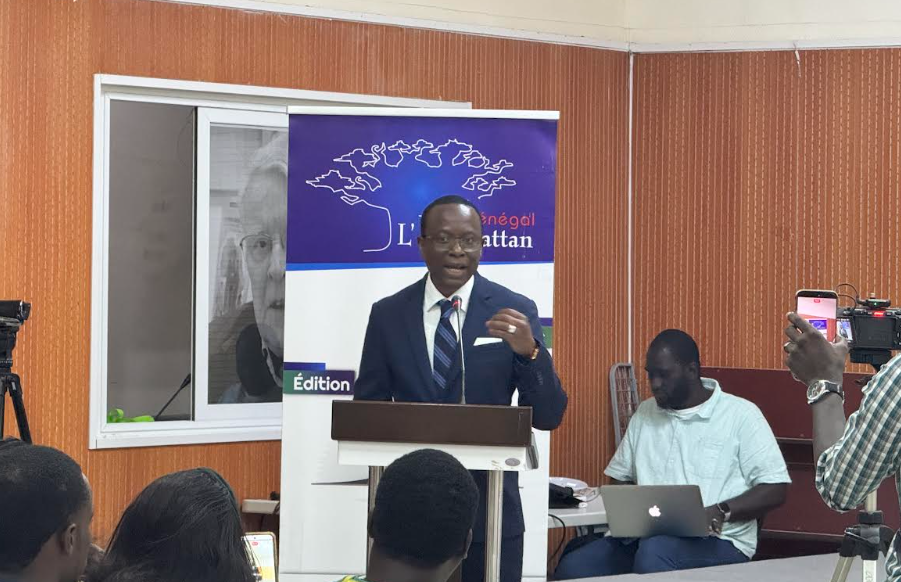 Instabilité économique et sociale : L’économiste et écrivain Thiémokho Diop prône « une révolution non-violente » à la place de la politique radicale