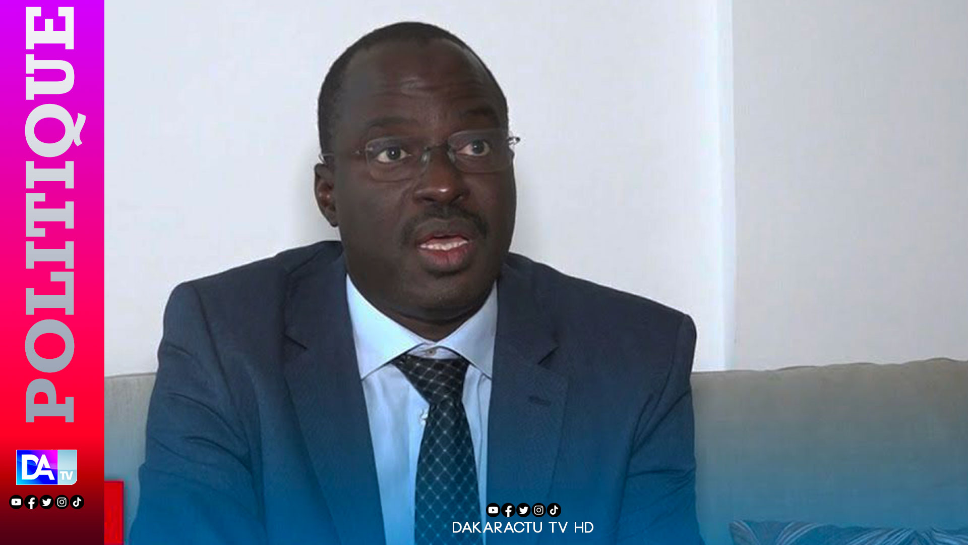 CLASH POLITIQUE À HAUTE TENSION / Un DG membre de Pastef attaque  Abdoulaye Niane sans le nommer, lui reprochant d’avoir choisi le camp du président Diomaye… Ce dernier riposte avec fracas.