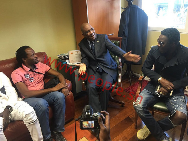 La délégation de " Waly Dans Ma Ville " reçue en audience par le Consul général du Sénégal en Espagne