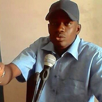 LIQUIDATION POLITIQUE D'AÏDA M'BODJ - Le Dg de Bambey Fm crache sur un billet d’avion, un véhicule et de l’argent