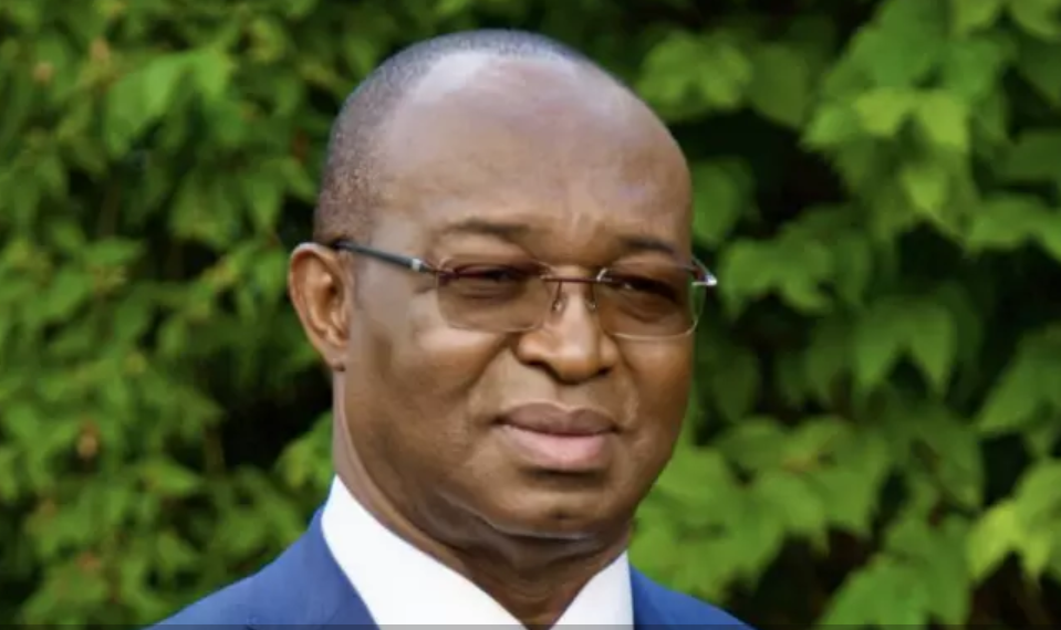 Centrafrique/présidentielle: le camp Touadéra rejette la victoire annoncée par l'opposant Dologuélé