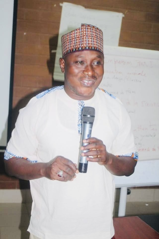 Un cadre d'un ministère démis de ses fonctions brise le silence : « Mon appartenance à la Coalition Diomaye m'a valu mon poste...Les démons de la division sont du camp de Pastef »