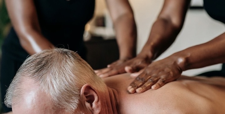 Drame sur la plage Safari : un septuagénaire décède en plein massage
