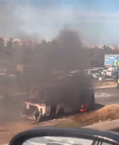 Accident mortel à hauteur de l’école Mariama Niass : En colère,  des conducteurs de Jakarta incendient un bus Tata
