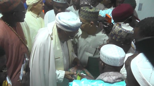 Kaolack : Le Khalife mondial de la Tidianya rend visite aux khalifes de Médina Baye et de Léona Niassène