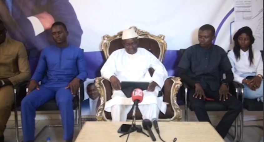 Notto Diobasse / remise de subventions : "Votre attitude doit refléter en permanence les valeurs de Diobasse." (Alioune Sarr, maire)