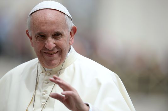 Le pape François entrouvre la porte de l’Eglise aux femmes