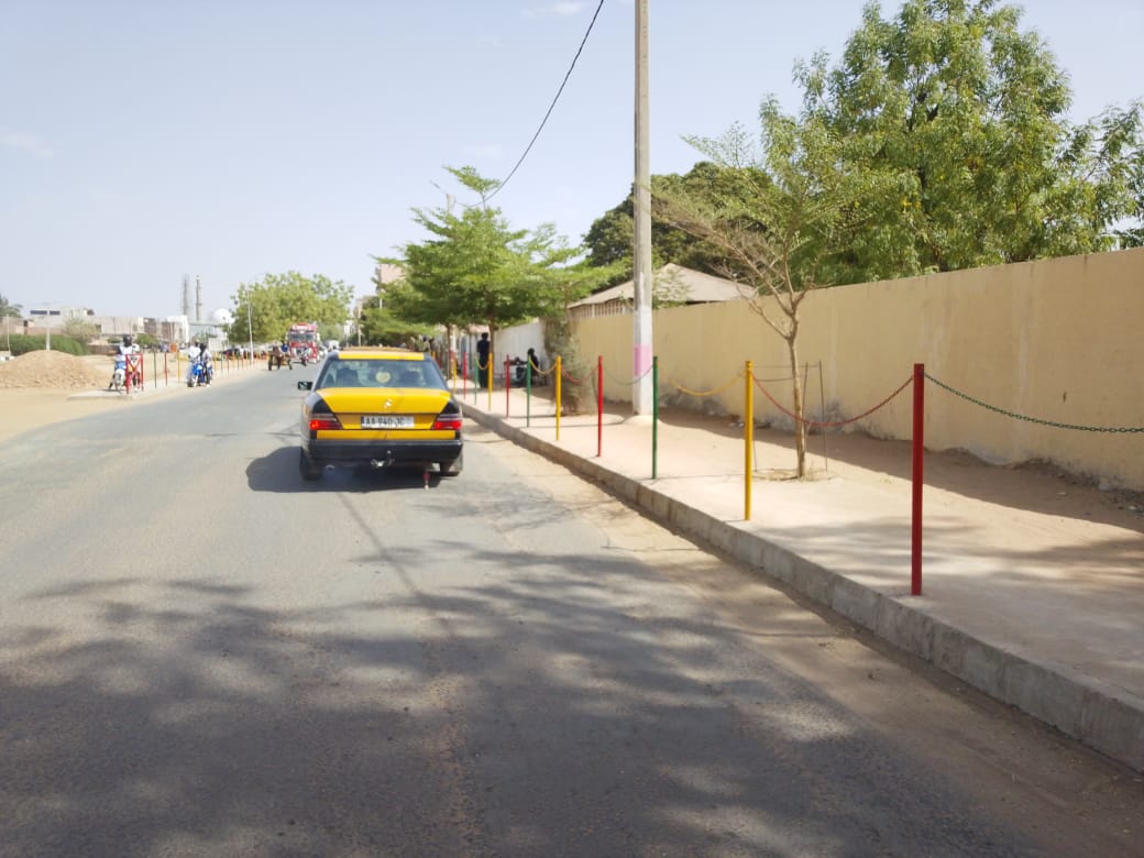 Kaolack- étroitesse des routes : les populations dénoncent l'installation des barrières de fer sur les abords...