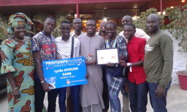 France : Des lycéens sénégalais remportent le prix « printemps des lycéens et apprentis »