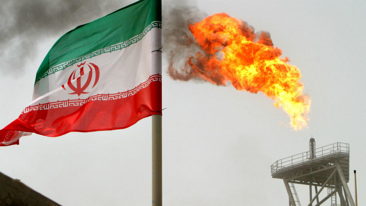 L'Iran ne fera preuve d'"aucune retenue" dans la guerre, les hydrocarbures flambent