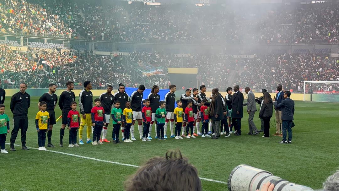 [ Images] Senegal vs Pérou: La présentation des deux équipes avant le coup d'envoi !