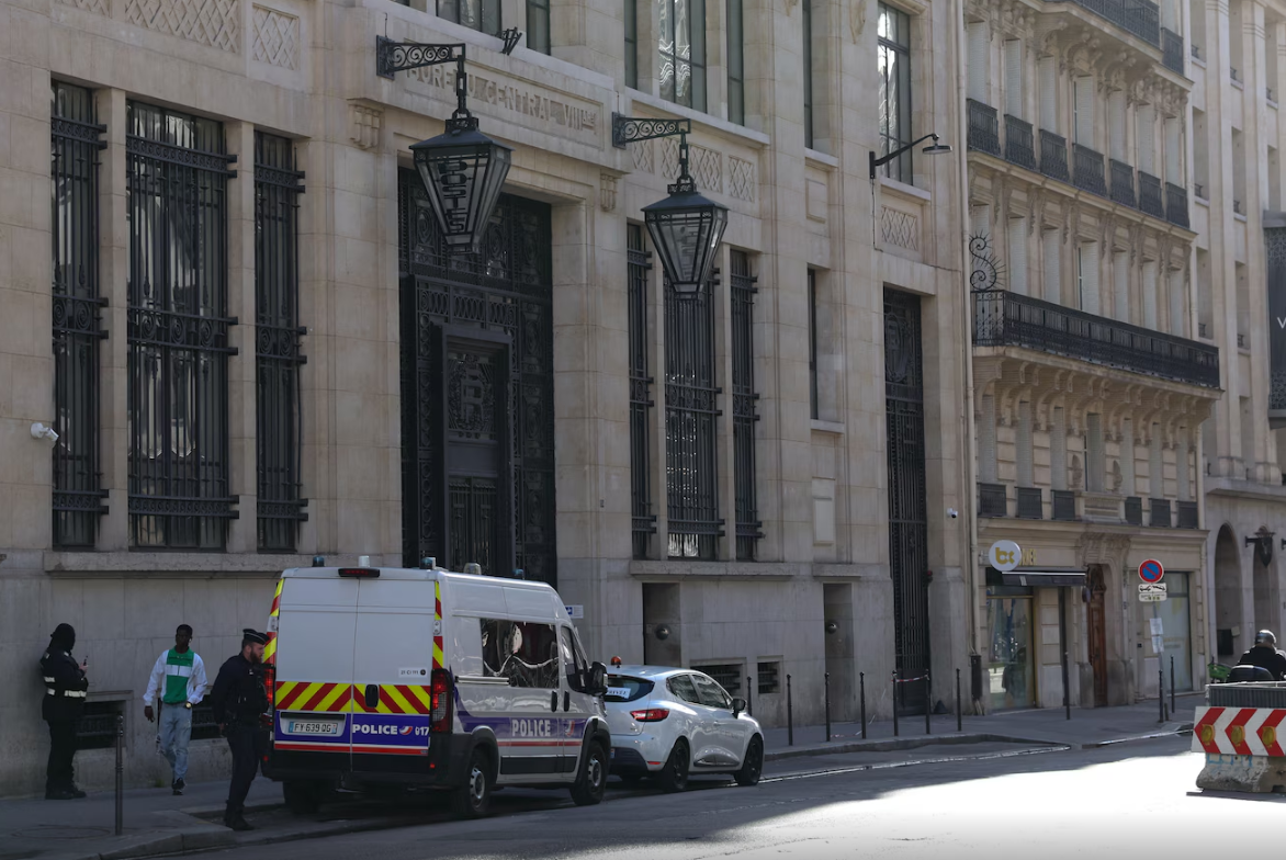 Attentat déjoué à Paris: deux nouvelles interpellations