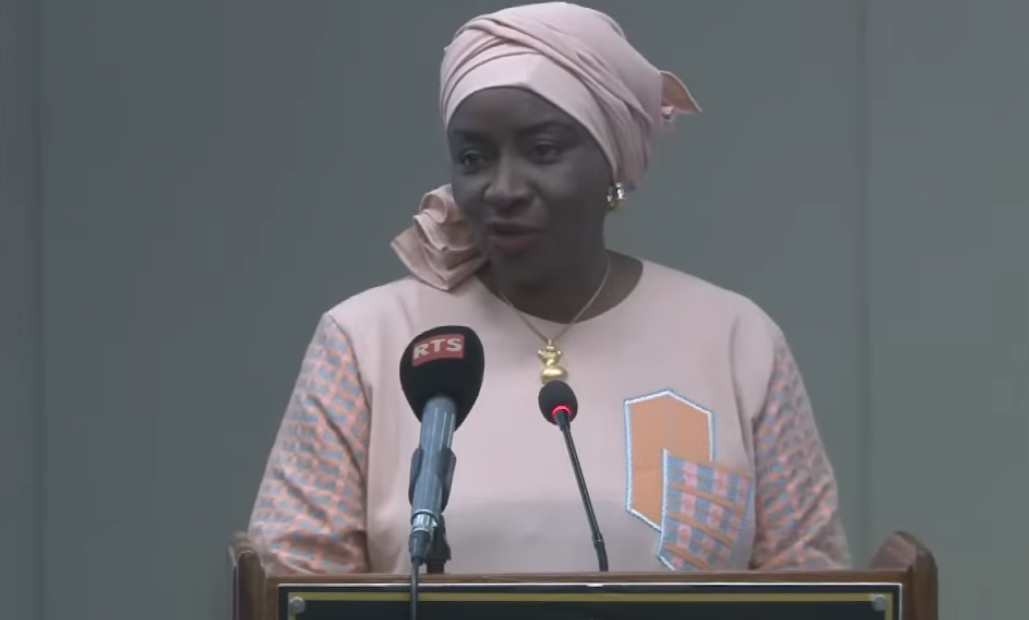 Débats sur les questions sociales et politiques : "Il est temps que les intellectuels de ce pays  retrouvent leur courage, parce que c’est une question  de courage..." (Aminata Touré)