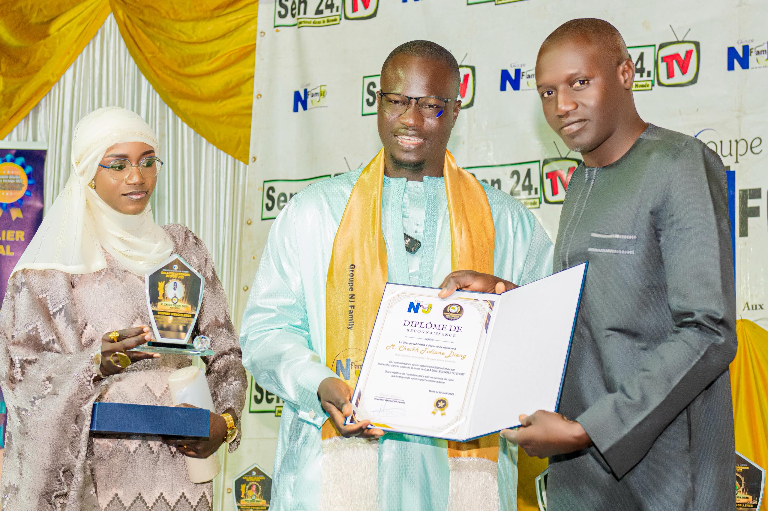 Thiès: Cheikh Tidiane Dieng parraine le Gala des Légendes du Sport et s'adjuge le  titre de Meilleur Jeune Entrepreneur de Thiès.